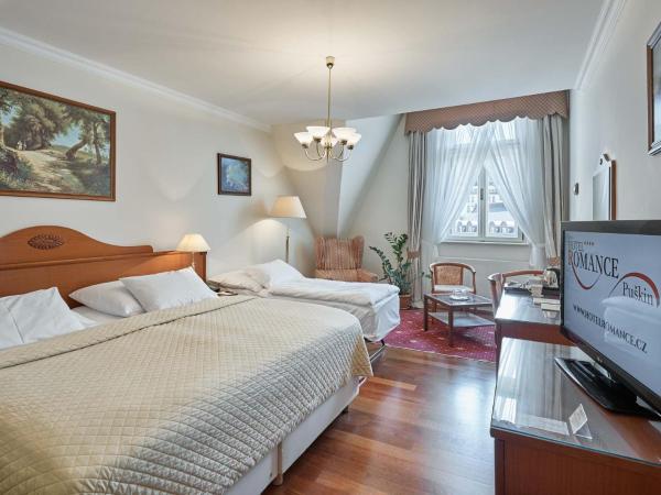 Hotel Romance : photo 4 de la chambre chambre triple