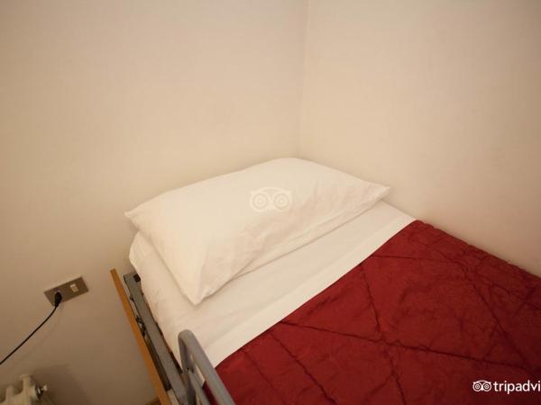 Hotel Caprera : photo 5 de la chambre chambre quadruple