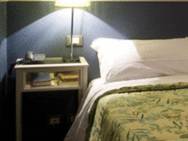 Hotel Colombo Genova : photo 4 de la chambre chambre triple standard
