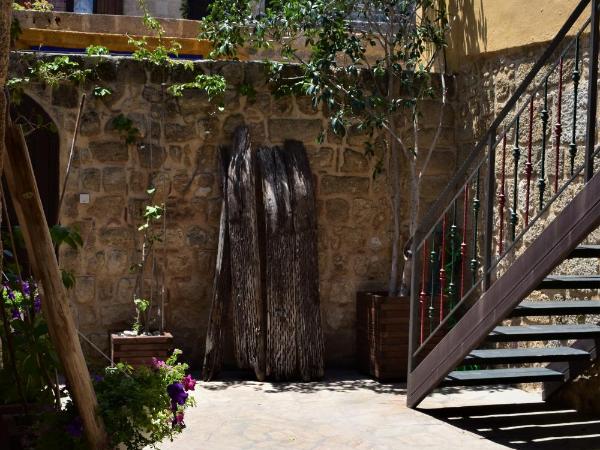 S.Nikolis' Historic Boutique Hotel : photo 2 de la chambre suite médiévale supérieure (bâtiment annexe)