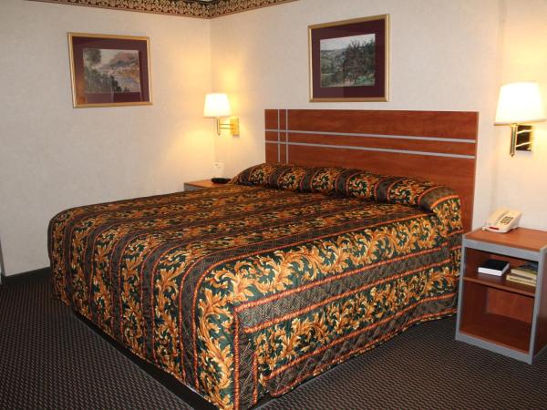 Apple Annie's Inn : photo 3 de la chambre chambre lit king-size - non-fumeurs