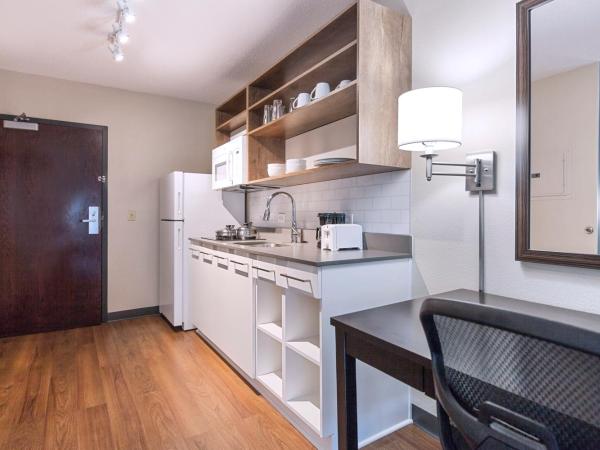 Extended Stay America Premier Suites - Nashville - Vanderbilt : photo 9 de la chambre studio lit king-size - non-fumeurs