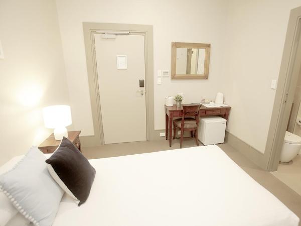 Hotel Bondi : photo 3 de la chambre chambre simple avec salle de bains 