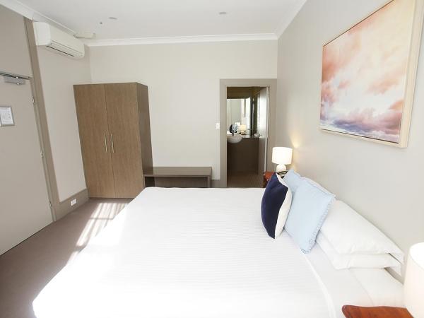 Hotel Bondi : photo 2 de la chambre chambre lit king-size