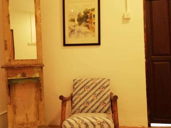 Coco Country Homes : photo 7 de la chambre chambre lit queen-size - vue sur piscine