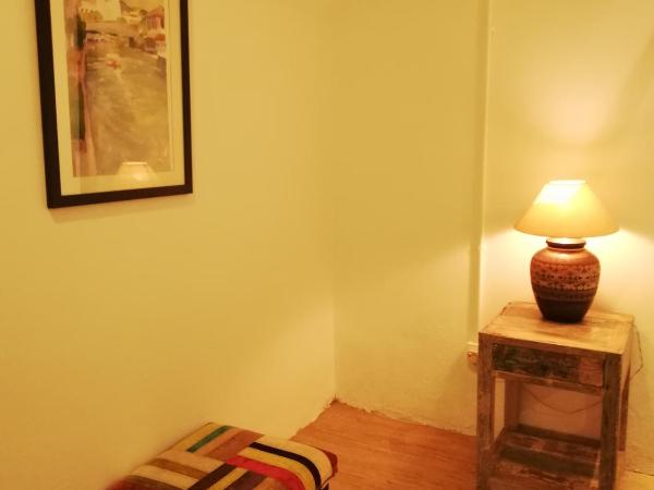 Coco Country Homes : photo 8 de la chambre chambre lit queen-size - vue sur piscine