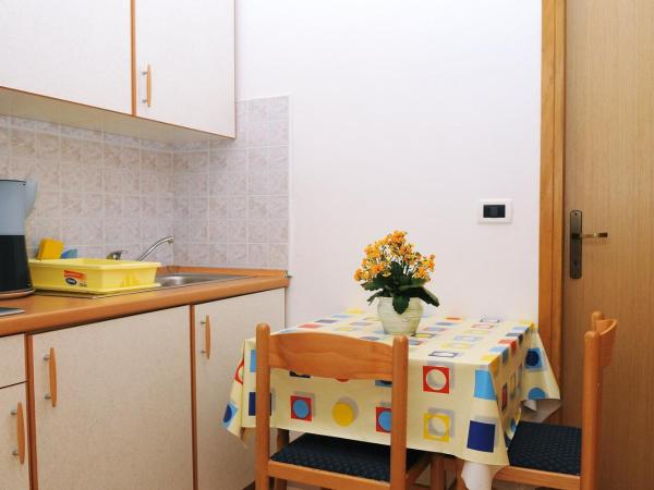 Apartments Villa Adria : photo 10 de la chambre appartement