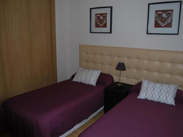 Aparthotel Encasa : photo 2 de la chambre chambre lits jumeaux