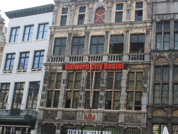 Antwerp City Hostel : photo 5 de la chambre lit dans dortoir mixte de 6 lits
