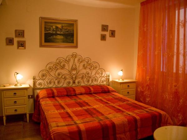 B&B Vecchia Alghero : photo 8 de la chambre chambre double ou lits jumeaux