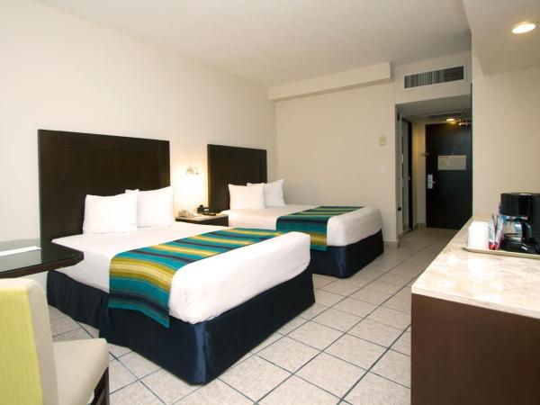 Crown Paradise Club Cancun - All Inclusive : photo 5 de la chambre chambre double ou king avec vue sur l'océan