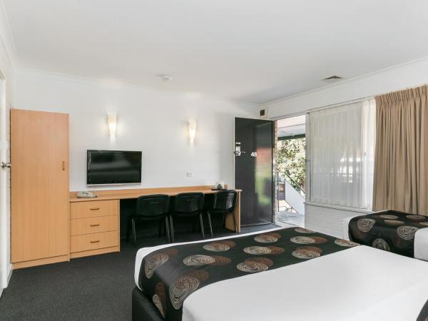 Flag Motor Lodge : photo 2 de la chambre chambre familiale