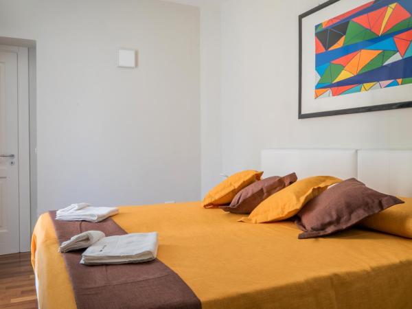 Plaium Montis : photo 3 de la chambre chambre double ou lits jumeaux avec salle de bains privative externe