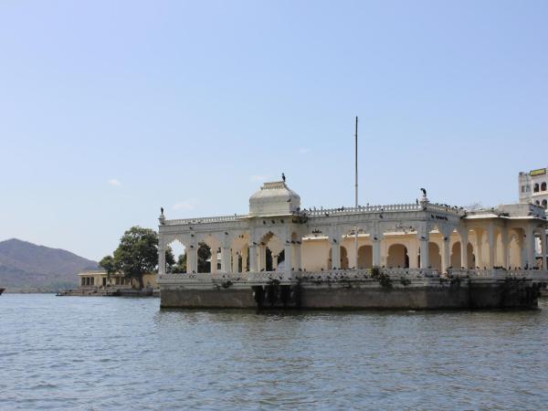 Raj Niwas : photo 6 de la chambre suite lit queen-size