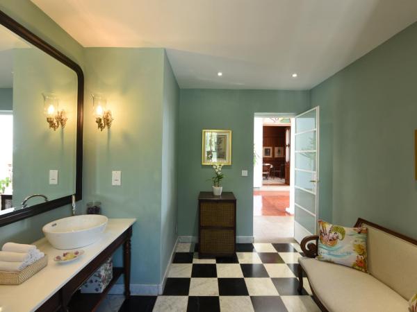 Heritage Le Telfair Golf & Wellness Resort : photo 8 de la chambre hébergement patrimoine le château