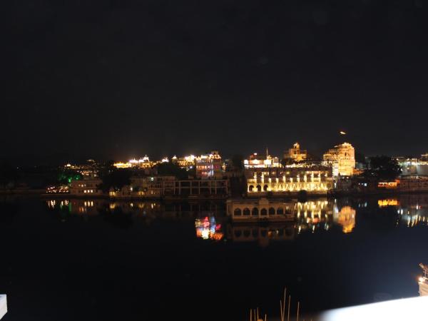 Raj Niwas : photo 7 de la chambre suite lit queen-size