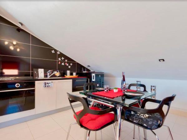 Modern Studio Apartment At Medulin Riviera : photo 8 de la chambre studio