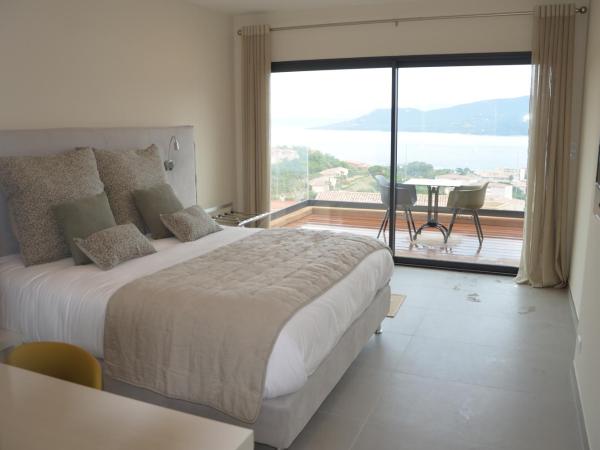Casa Mare E Vista : photo 5 de la chambre chambre double - vue sur mer
