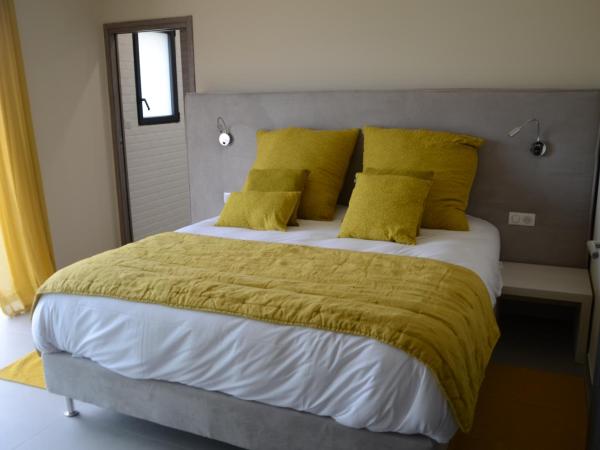 Casa Mare E Vista : photo 4 de la chambre chambre double deluxe - vue latérale sur mer