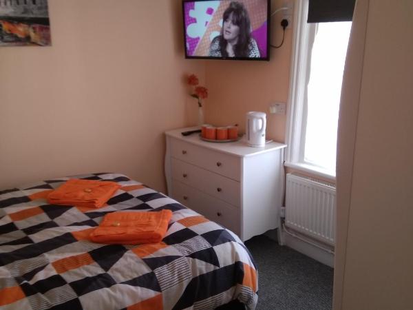 The Castleton : photo 6 de la chambre chambre familiale avec salle de bains privative (2 adultes + 2 enfants)