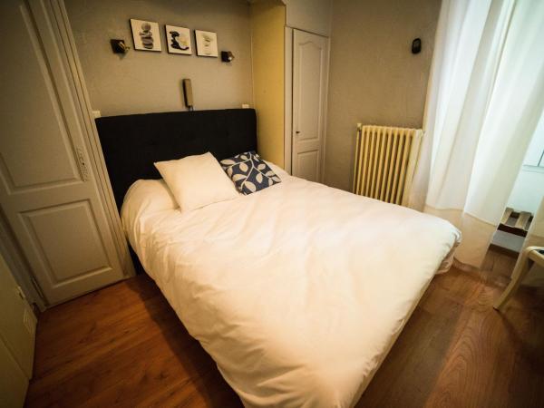 Logis hôtel restaurant de Provence : photo 1 de la chambre petite chambre simple