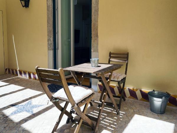 Casas de São Bento : photo 9 de la chambre chambre double ou lits jumeaux de luxe avec terrasse