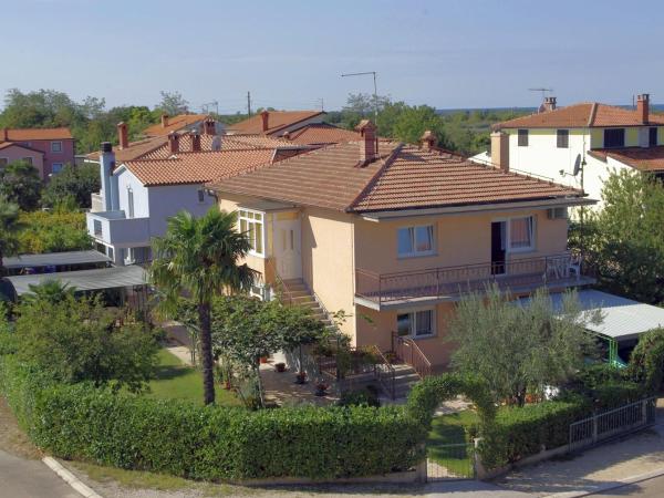 Apartments & Rooms BARBARA : photo 3 de la chambre appartement - vue sur jardin