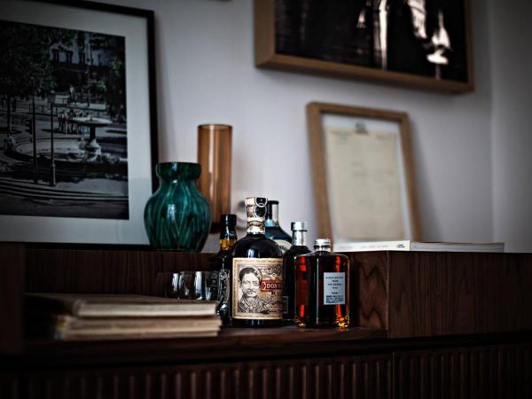 Le Pigalle, a Member of Design Hotels : photo 2 de la chambre chambre double de luxe « pigalle 21 »