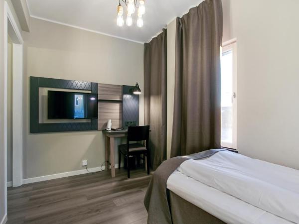 First Hotel Brommaplan : photo 8 de la chambre petite chambre simple