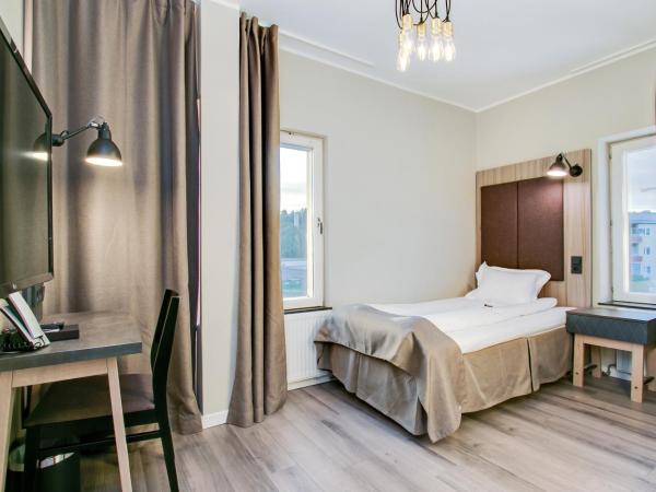 First Hotel Brommaplan : photo 10 de la chambre petite chambre simple