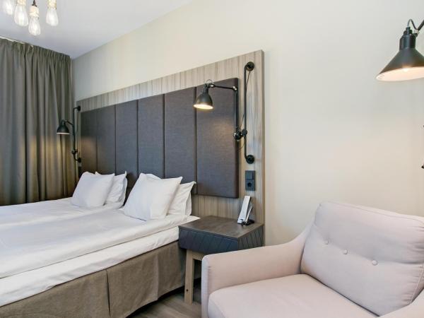 First Hotel Brommaplan : photo 6 de la chambre chambre lits jumeaux standard