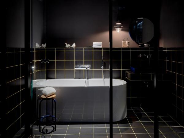 25hours Hotel Das Tour : photo 5 de la chambre hébergement gigantic sky