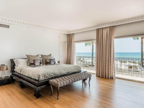 The Residence by the Beach House Marbella : photo 6 de la chambre suite lit king-size - vue sur océan