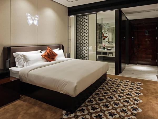 Paco Hotel Chebeinan Metro Guanghzou-Free Shuttle Bus For Canton Fair : photo 2 de la chambre chambre lit king-size supérieure