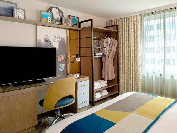 The Hotel Zags Portland : photo 2 de la chambre chambre lit king-size - accessible aux personnes à mobilité réduite