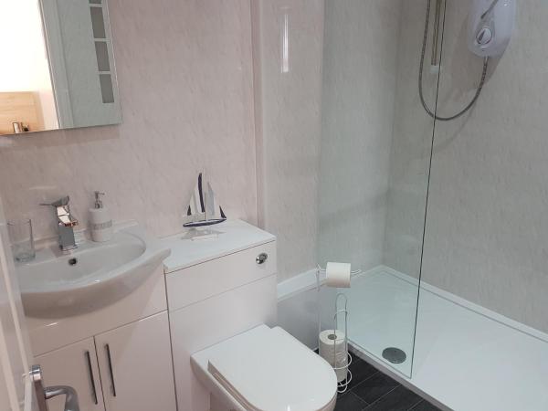 Lexham Hotel : photo 5 de la chambre chambre quadruple avec salle de bains privative