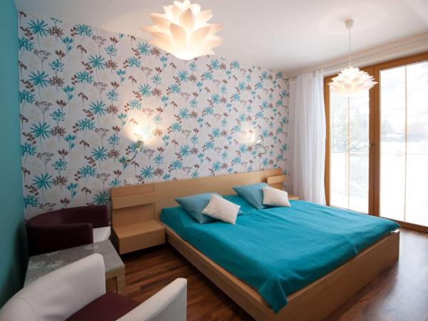 Hotel Garni Pod Skalkou : photo 2 de la chambre chambre double avec balcon ou terrasse 