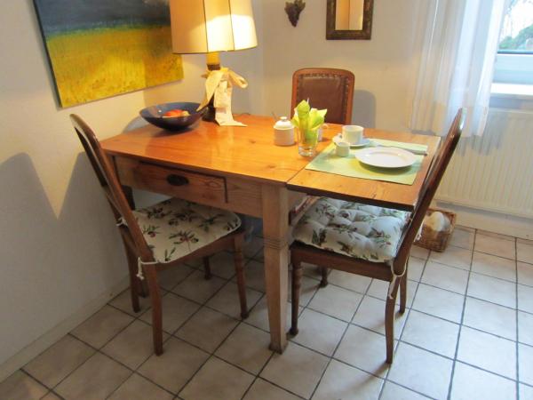 Private Room with Breakfast : photo 8 de la chambre chambre simple avec salle de bains commune
