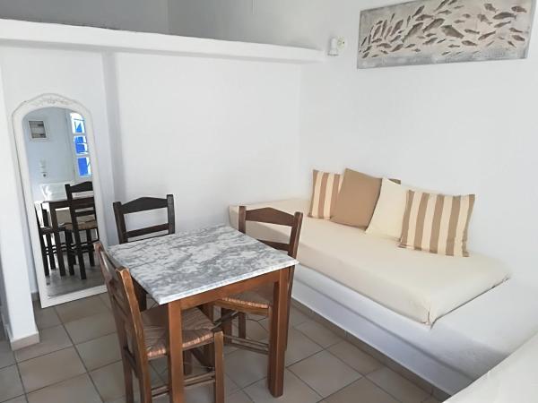 MARKOS BEACH rooms & studios : photo 2 de la chambre studio - vue sur mer