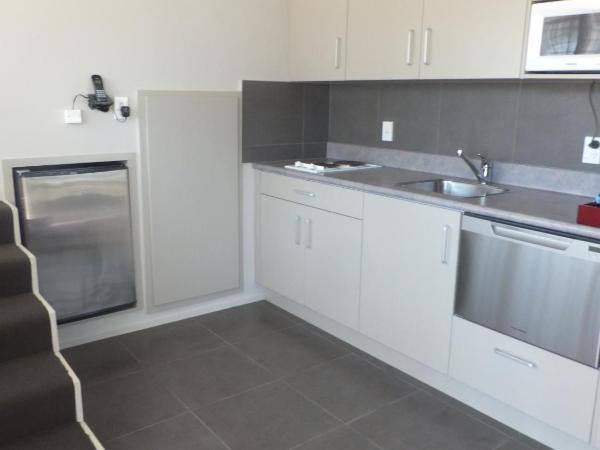 Quality Inn Acapulco Taupo : photo 1 de la chambre appartement