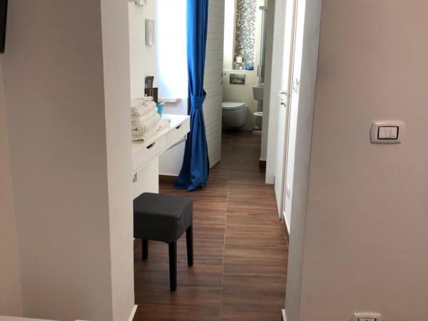 B&B Marina di Ortigia : photo 1 de la chambre chambre double deluxe avec balcon