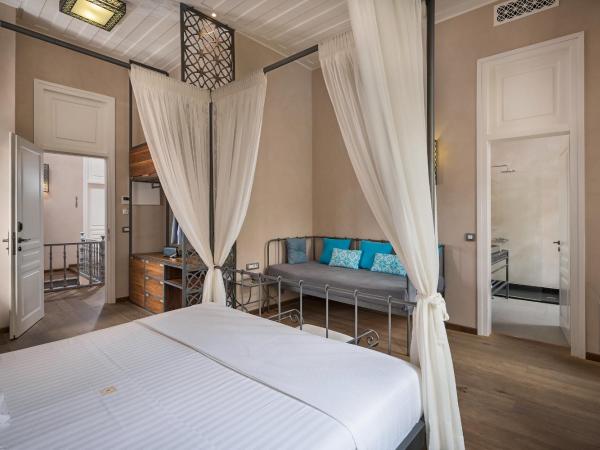 Ambassadors Residence Boutique Hotel : photo 2 de la chambre suite junior