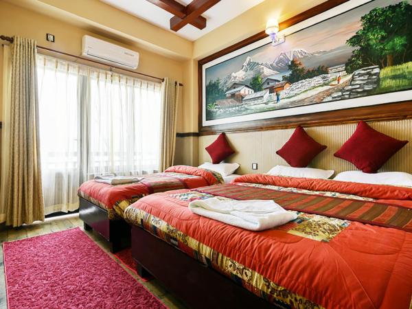 Hotel Forest Lake Backpackers' Hostel : photo 5 de la chambre chambre lits jumeaux - vue sur lac