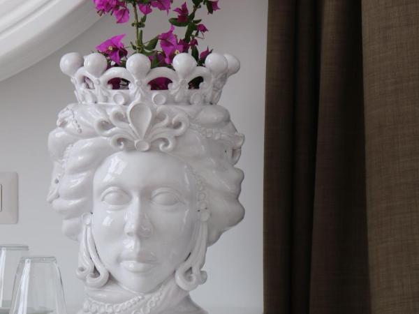 CiuriTaormina Maison de Charme : photo 7 de la chambre chambre double deluxe avec balcon