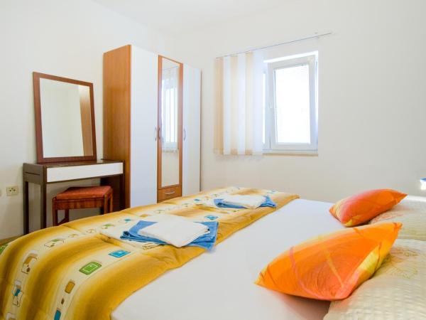 Apartmani Diki : photo 7 de la chambre appartement avec balcon