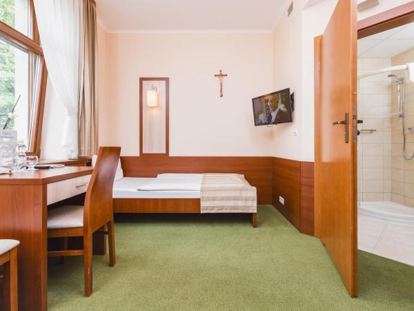 Domus Mater Hotel : photo 3 de la chambre chambre lits jumeaux