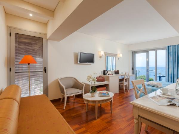 Tropical Hotel : photo 3 de la chambre chambre double ou lits jumeaux exécutive avec baignoire spa