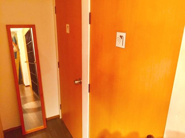 Cloud Sharing Hotel Hakata 1 : photo 8 de la chambre lit simple dans dortoir mixte