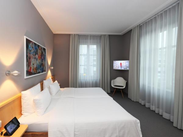 MOMA1890 Boutique Hotel : photo 10 de la chambre grande chambre double