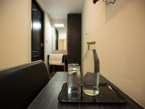 South Gate Residency : photo 2 de la chambre chambre simple standard